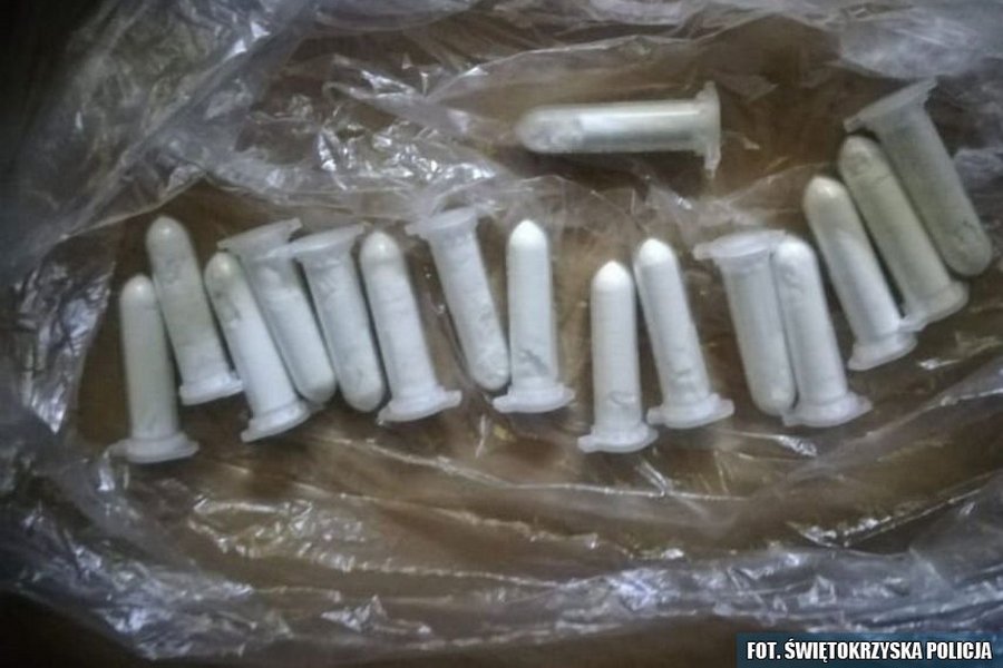 Kieleccy policjanci zdjęli z czarnego rynku kolejne kilogramy narkotyków 