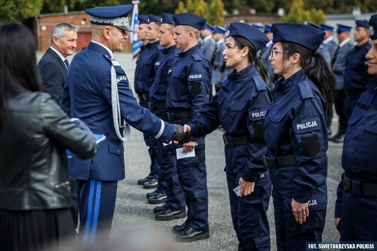 Nowi funkcjonariusze w szeregach świętokrzyskiej policji