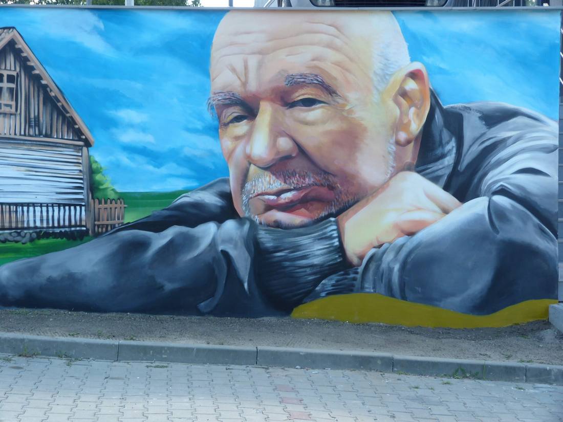 W Mniowie odsłonięto mural Ryszarda Kotysa