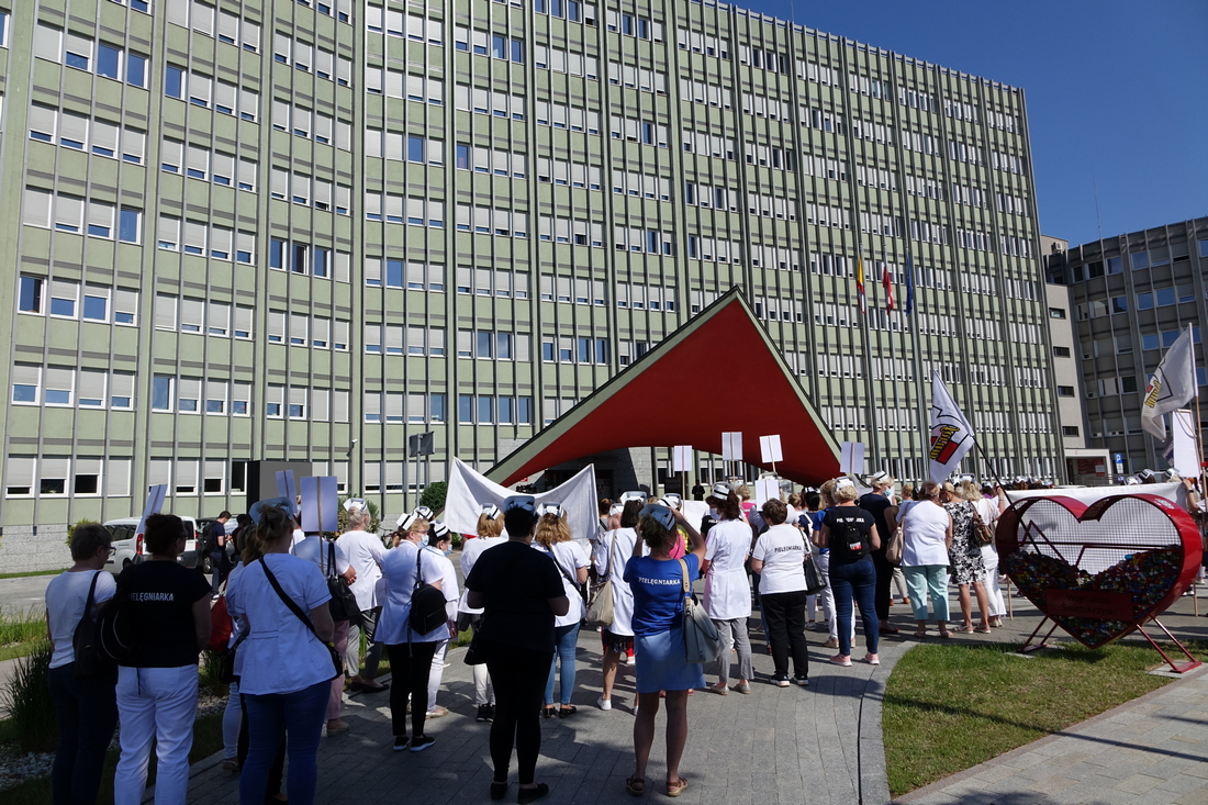 Pielęgniarki będą protestować przed Urzędem Marszałkowskim