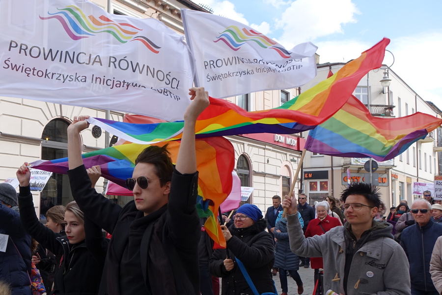 Sąd uchylił zakaz prezydenta Kielc dla marszu LGBT