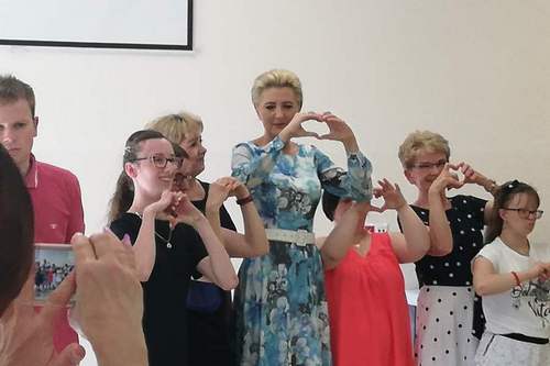 kielce wiadomości Pierwsza Dama odwiedziła Kielce. Spotkała się z niepełnosprawnymi dzieciakami  