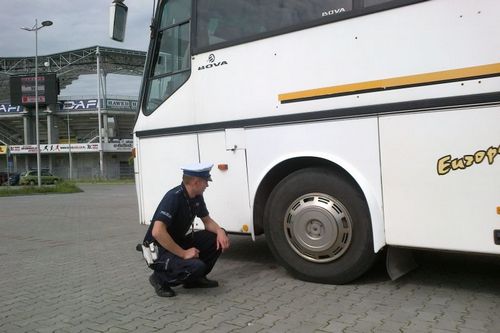 kielce wiadomości Policjanci sprawdzą autokary 