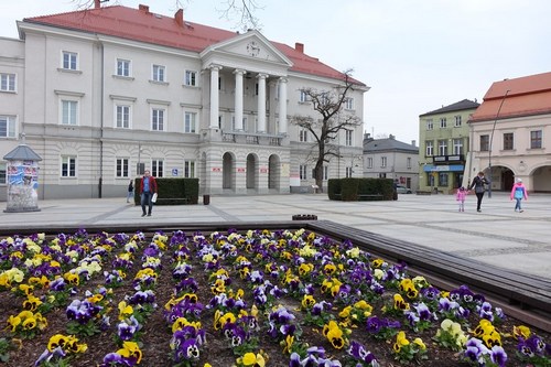 kielce wiadomości Prezydent Kielc zakazał szkolnych wycieczek i odwiedzin w DPS. Wszystko przez koronawirusa