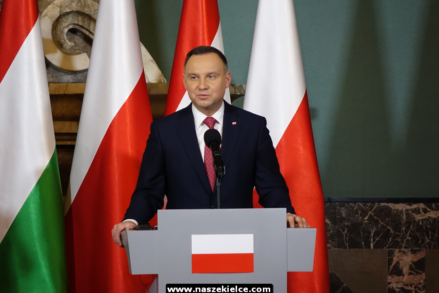 Prezydent Andrzej Duda odwiedzi w piątek Kielce i Jędrzejów
